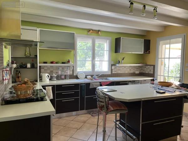 Achat - Maison Luçon 85400 6 pièces 150 m 2 846 m 2