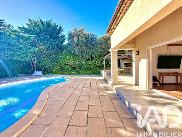 Maison à vendre 6 pièces 178 m² Sanary-sur-Mer