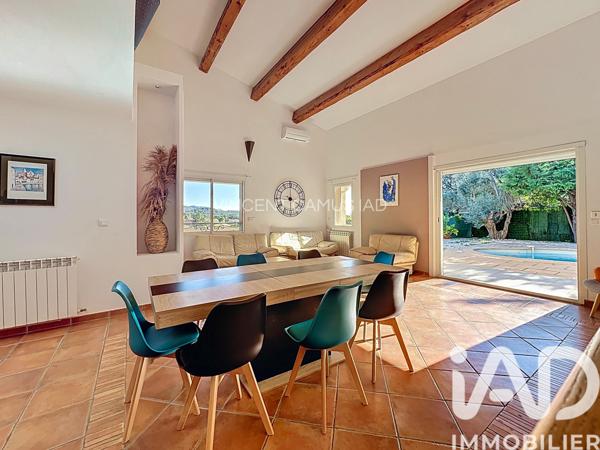 Maison à vendre 6 pièces 178 m² Sanary-sur-Mer