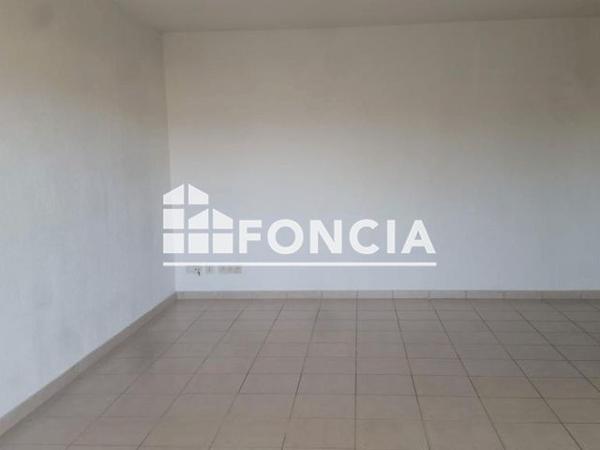 Location Appartement 3 pièces 62.9 m² - 2 AVENUE DE LA FARANDOLE Le Pontet 84130