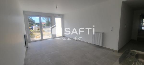 APPARTEMENT AVEC JARDINET PRIVATIF