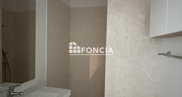 Location Appartement 2 pièces 58.05 m² - Levallois-perret 92300