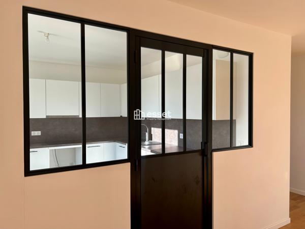 Location Appartement 4 pièces 115.66 m² - Courbevoie 92400