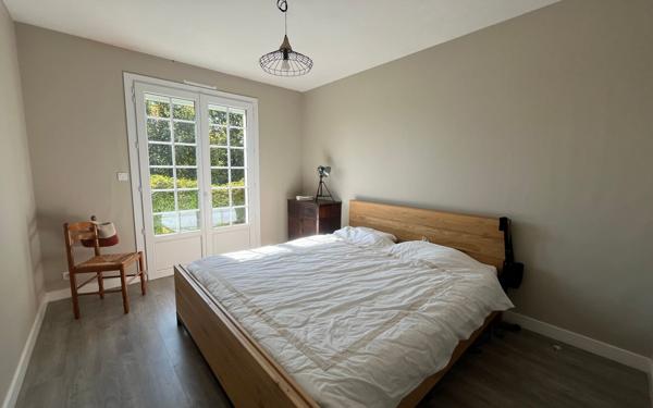 Maison à vendre    7 pièces • 137 m2 Vayres