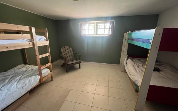 Maison à vendre    7 pièces • 137 m2 Vayres