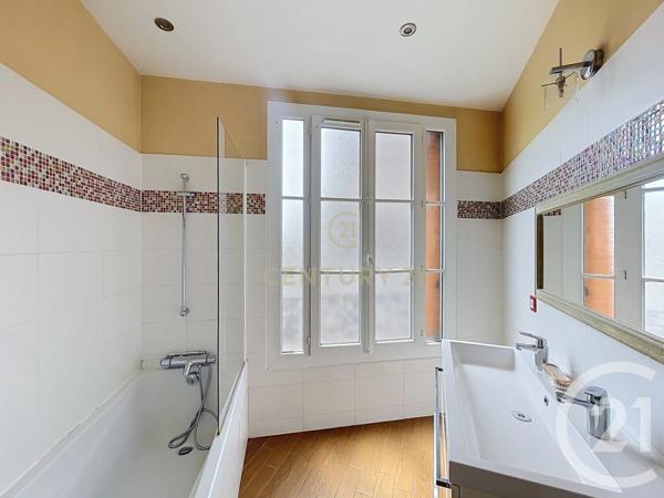 Appartement Duplex à vendre  5 pièces - 124,15 m 2   NOISY LE GRAND  - 93