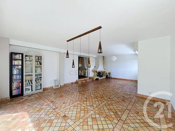 Appartement Duplex à vendre  5 pièces - 124,15 m 2   NOISY LE GRAND  - 93