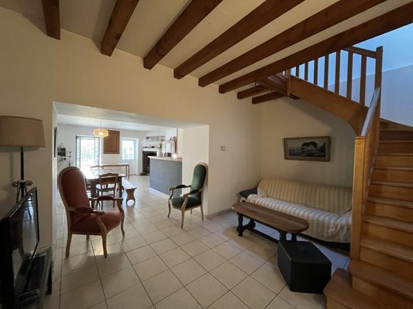 Maison à louer |  St-Astier |  4 pièces | 109 m²