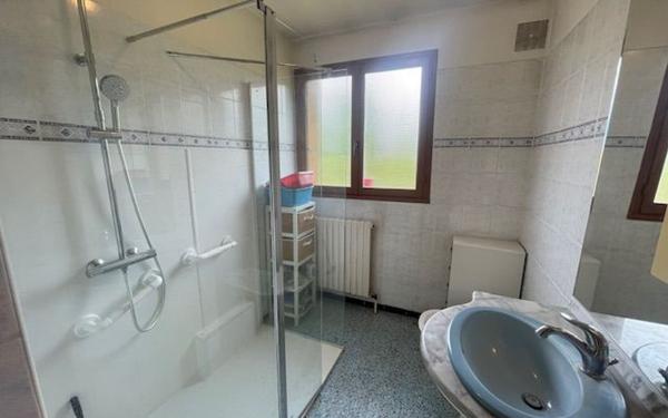 Maison à vendre    5 pièces •  Arnières-sur-Iton