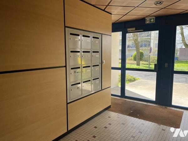 SEGRE - APPARTEMENT REZ DE CHAUSSEE