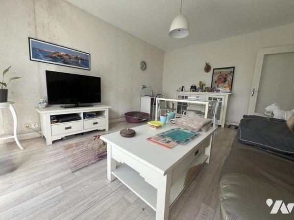SEGRE - APPARTEMENT REZ DE CHAUSSEE
