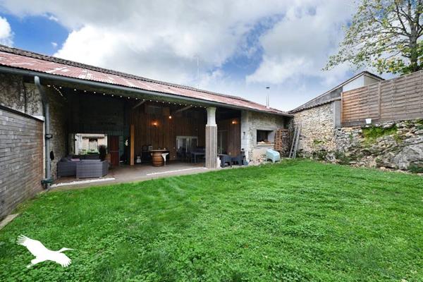 Maison à vendre |  Bourg-Charente |  7 pièces | 158 m²