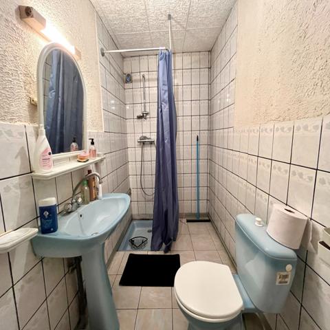 Maison
                                                                                                                                                                                                                                                                                                                        6 pièce(s)                                                                                                                                                                                                          4 chambre(s)                                                                                                                                                                                                          144  m²