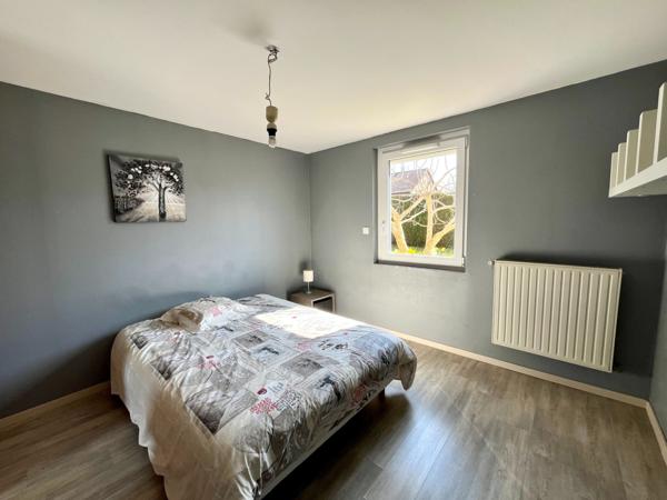 Maison
                                                                                                                                                                                                                                                                                                                        6 pièce(s)                                                                                                                                                                                                          4 chambre(s)                                                                                                                                                                                                          144  m²