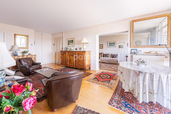 Vente
                Appartement85,44 m² - 4 Pièces -
                    NANTES (44300)