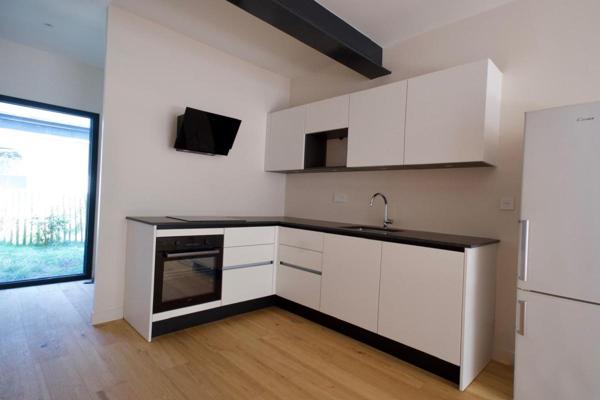 BORDEAUX TONDU APPARTEMENT RENOVÉ CALME AVEC JARDINS PRIVATIFS
