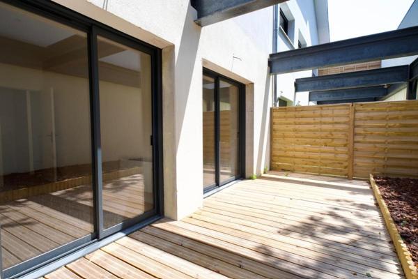 BORDEAUX TONDU APPARTEMENT RENOVÉ CALME AVEC JARDINS PRIVATIFS