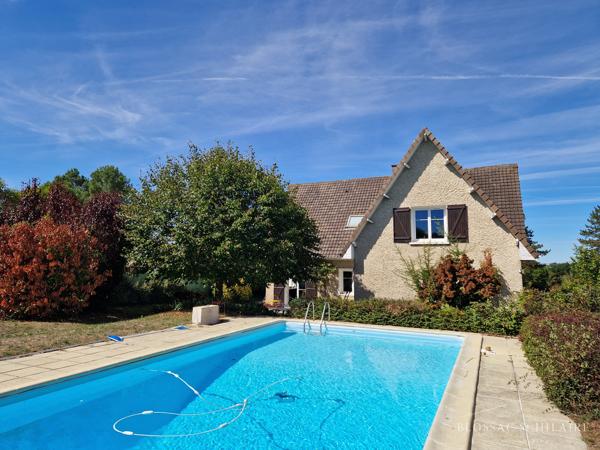 DISSAY, Maison 164m² au sol