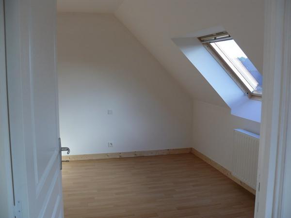THEIX NOYALO Maison 4 pièces 102 m²