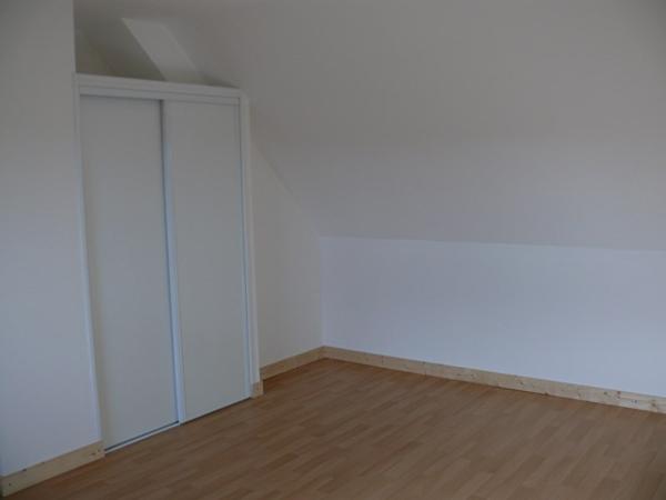 THEIX NOYALO Maison 4 pièces 102 m²