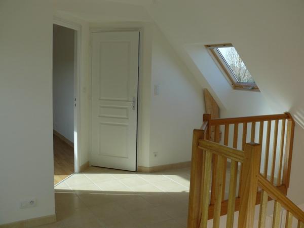 THEIX NOYALO Maison 4 pièces 102 m²