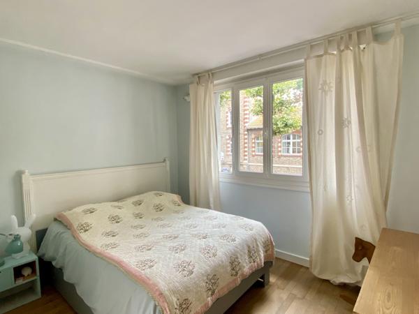 Acheter Maison 9 pièces - 230 m²
