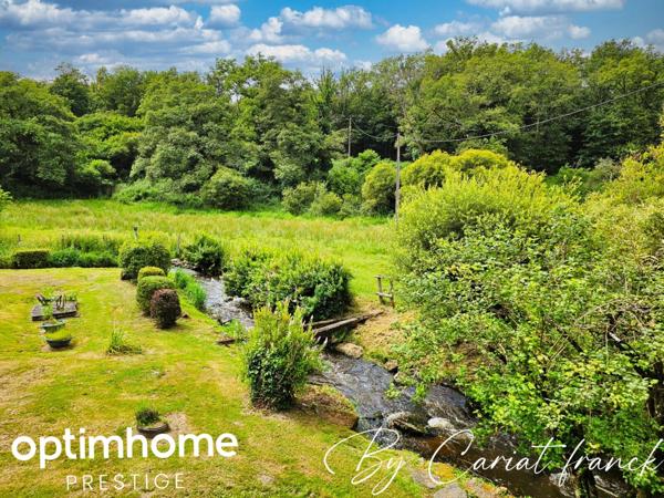 ANCIEN MOULIN DE 160 M², L’ENSEMBLE SUR SON PARC 3755 M² DE TERRAIN CLOS :