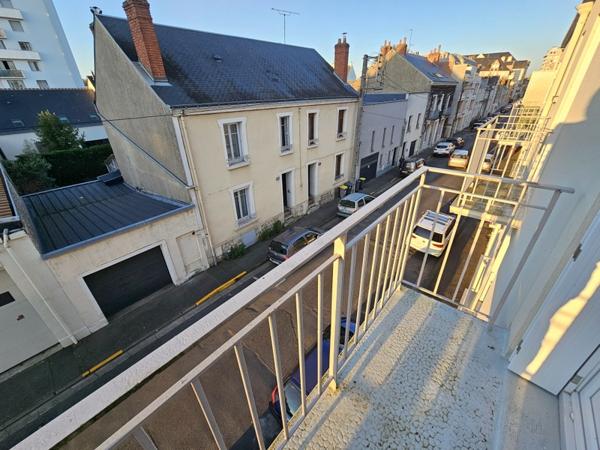 Appartement
         1 pièce
        - 26 m² 112 000 € *