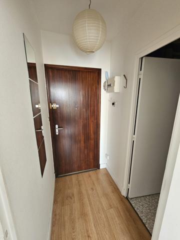 Appartement
         1 pièce
        - 26 m² 112 000 € *