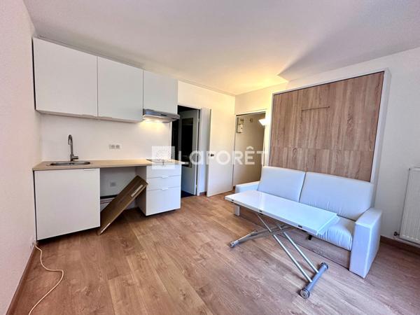 Location appartement Suresnes - 1 pièce(s) - 20 m² - 880 €/mois