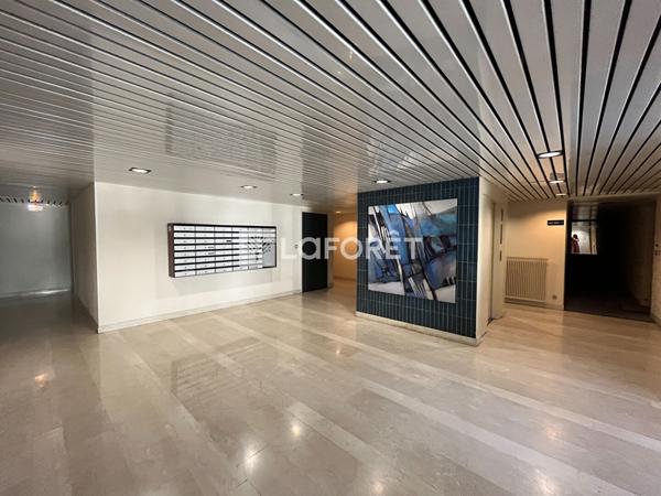 Location appartement Suresnes - 1 pièce(s) - 20 m² - 880 €/mois