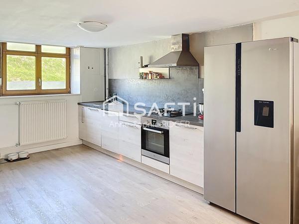 Charment F5 de 141m² avec 3 places de parking