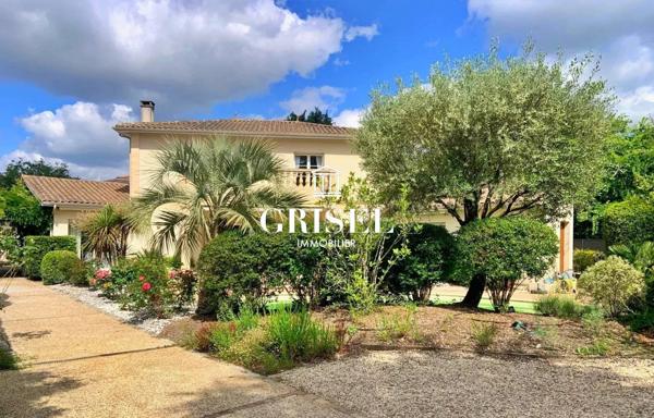 VENTE VILLA 8 PIÈCES  PISCINE MÉRIGNAC CAPEYRON