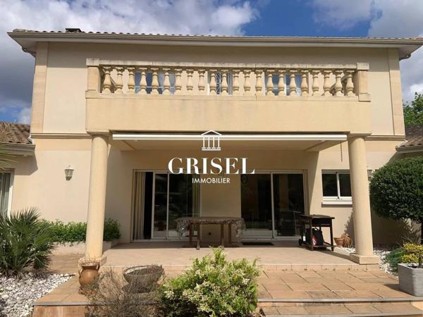VENTE VILLA 8 PIÈCES  PISCINE MÉRIGNAC CAPEYRON