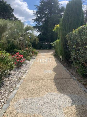 VENTE VILLA 8 PIÈCES  PISCINE MÉRIGNAC CAPEYRON