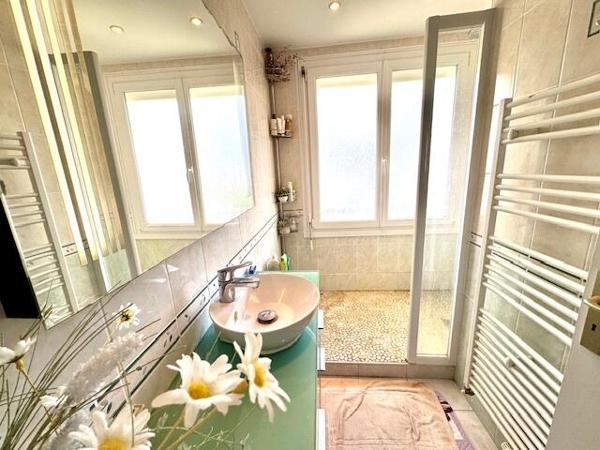 2 mn du centre de Cesson - Maison 3 chambres avec véranda