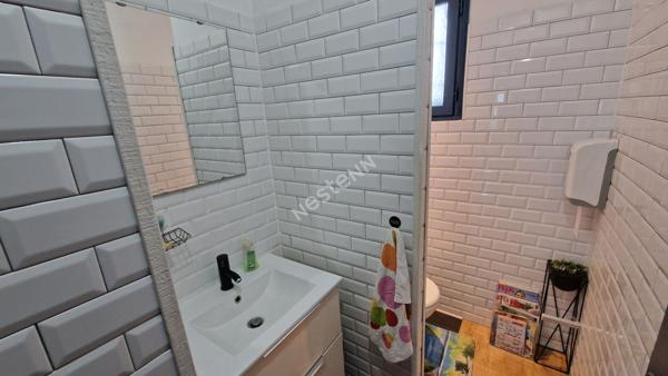 Plain-pied d exception avec piscine, jacuzzi et 6 chambres ? Bergerac nord !