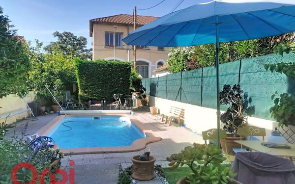 Maison à vendre    4 pièces •  Toulon