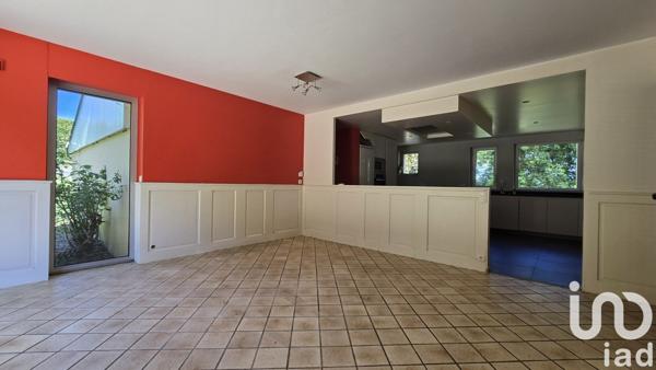 Maison d’architecte 8 pièces de 252 m² à Dinan (22100)