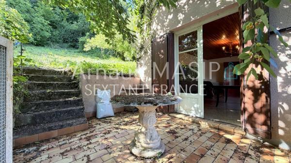 MAISON DE HAMEAU 4F A RENOVER, 3-CH, JARDIN, TERRASSE, GRANGE ATTENANTE