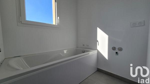 Maison à vendre 6 pièces 98 m² Saint-Père-Marc-en-Poulet