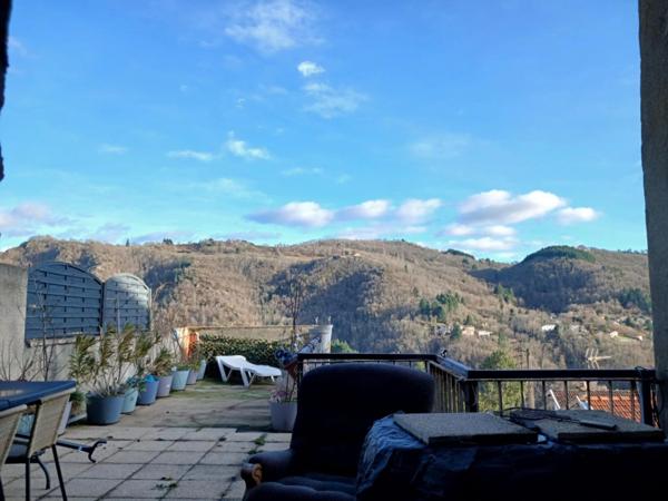 Maison de ville 5 pièces THIERS (63) 184m²