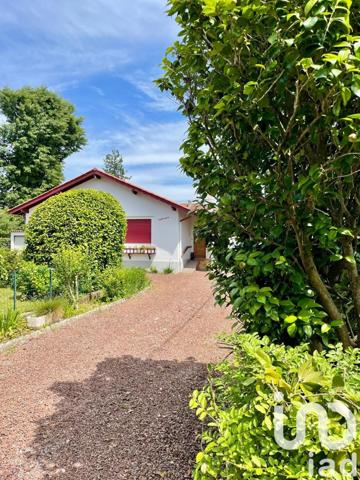 Maison traditionnelle 4 pièces de 67 m² à Cambo-les-Bains (64250)