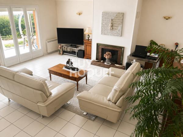 Maison Miribel 6 pièce(s) 152.77 m2