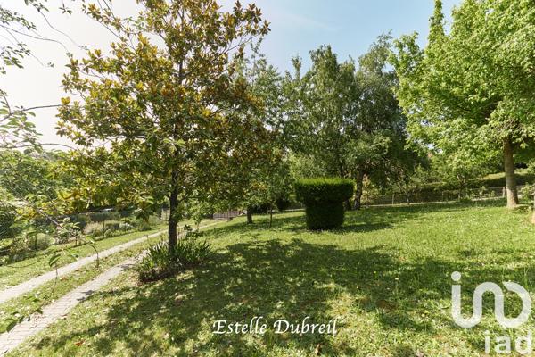 Maison à vendre 10 pièces 186 m² Thoiry