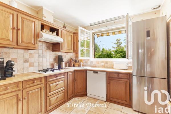 Maison à vendre 10 pièces 186 m² Thoiry