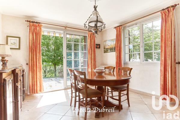 Maison à vendre 10 pièces 186 m² Thoiry