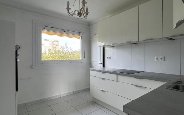Appartement à vendre    4 pièces • 99,81 m2 Nantes