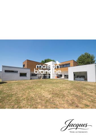 MAISON CONTEMPORAINE D’EXCEPTION – À 20 MIN AU NORD D’ANGERS