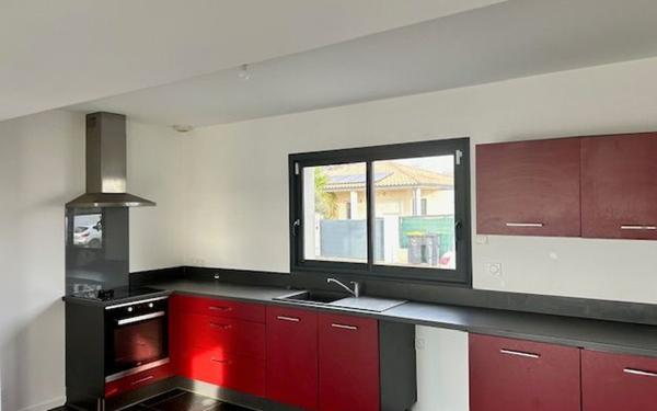 Maison à vendre    4 pièces • 81,62 m2 Saint-Sulpice-la-Pointe